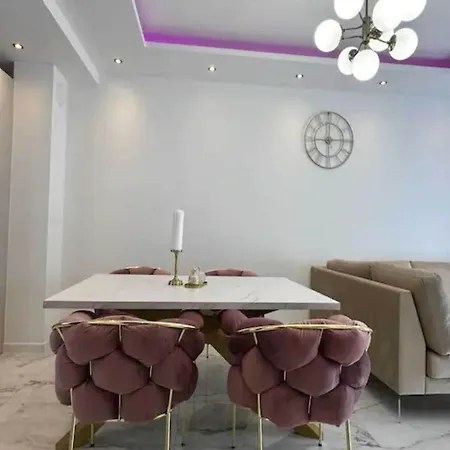 Two Bedroom With Terrace And Swimming Pool * Zagvozd