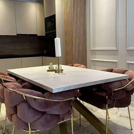 Apartman Two Bedroom With Terrace And Swimming Pool *