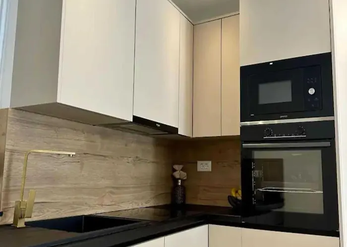 Two Bedroom With Terrace And Swimming Pool * Zagvozd