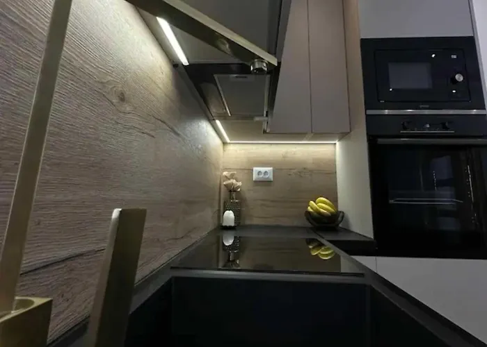 Two Bedroom With Terrace And Swimming Pool * Zagvozd