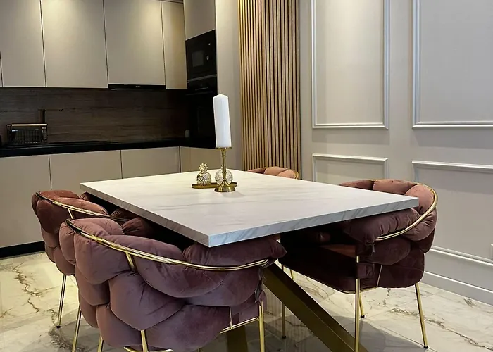 아파트 Two Bedroom With Terrace And Swimming Pool *