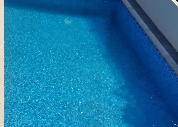 Two Bedroom With Terrace And Swimming Pool *